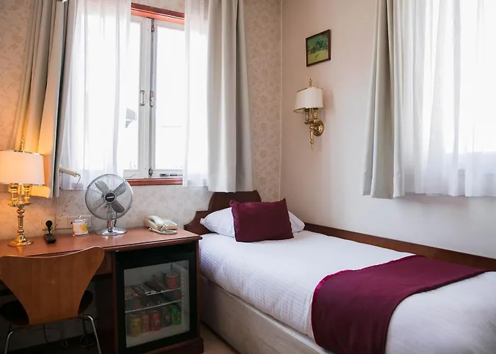 アトランタ 2* アムステルダム