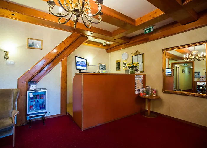 アトランタ ホテル 2*