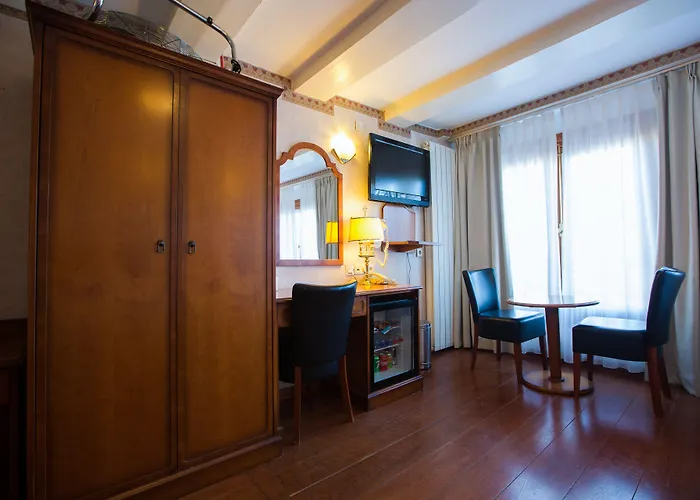 アトランタ 2* アムステルダム