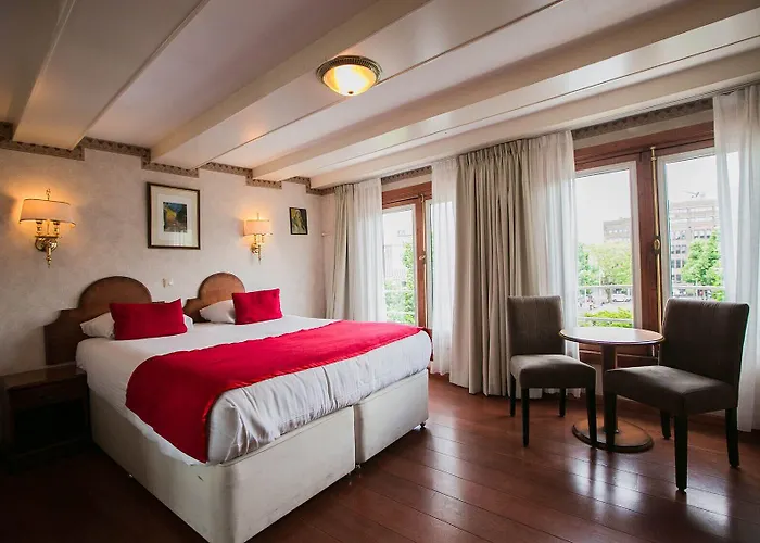 アトランタ ホテル 2*